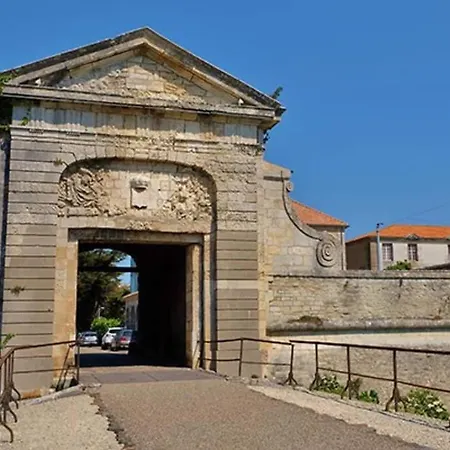 Au Coeur De St Martin: Le Bucheron Lägenhet *