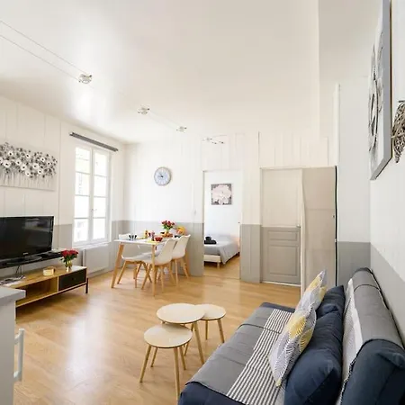 Au Coeur De St Martin: Le Bucheron